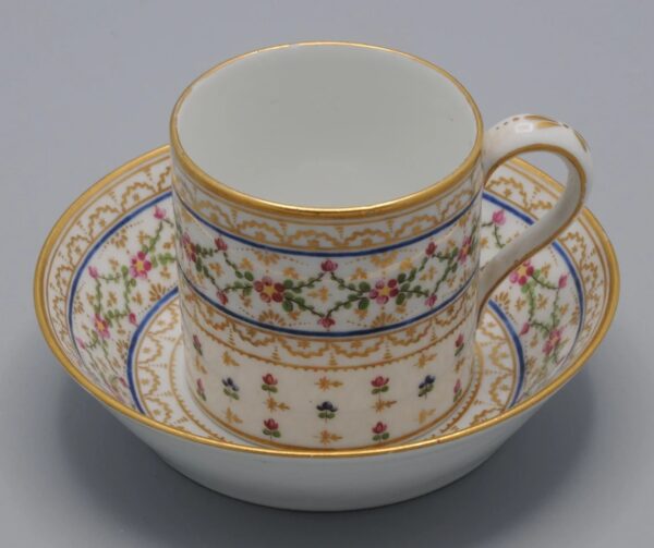 André Leboeuf, Manufacture à la Reine' - Coffee cup and saucer 'Litron', late 18th century