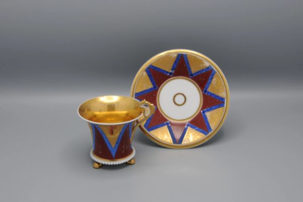 Darte Freres (?) - Cup and saucer with chinoiserie decoration, early 19th century