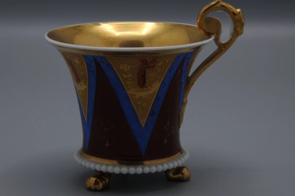Darte Freres (?) - Cup and saucer with chinoiserie decoration, early 19th century