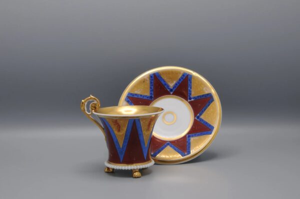 Darte Freres (?) - Cup and saucer with chinoiserie decoration, early 19th century