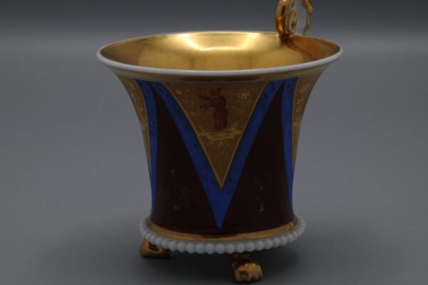 Darte Freres (?) - Cup and saucer with chinoiserie decoration, early 19th century