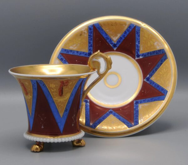 Darte Freres (?) - Cup and saucer with chinoiserie decoration, early 19th century