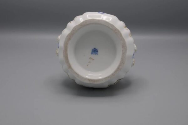 Schumann Porzellan Manufaktur - porcelain jar and cover, mid 19th century