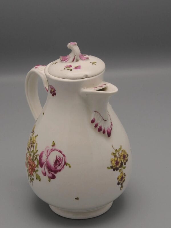 Vienna Porcelain - Rococo Coffeepot, late 18th century