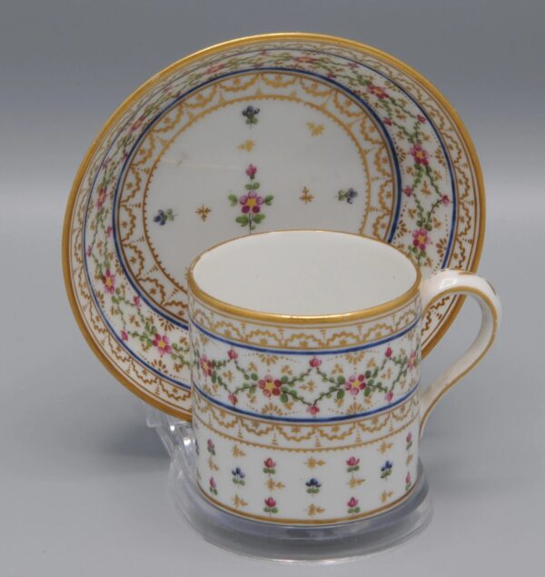 André Leboeuf, Manufacture à la Reine' - Coffee cup and saucer 'Litron', late 18th century