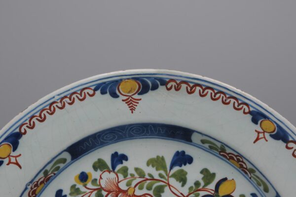 Delft Polychrome Chinoiserie Charger - 18th century