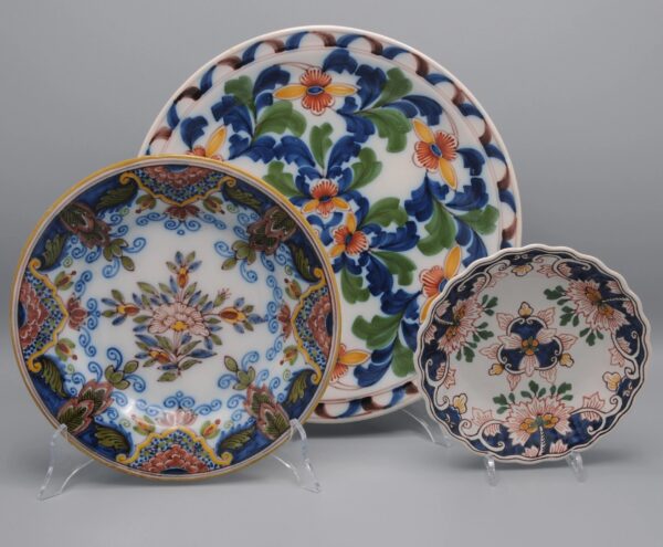 Tichelaar Makkum - set of hand-painted vintage plates, second half 20th century