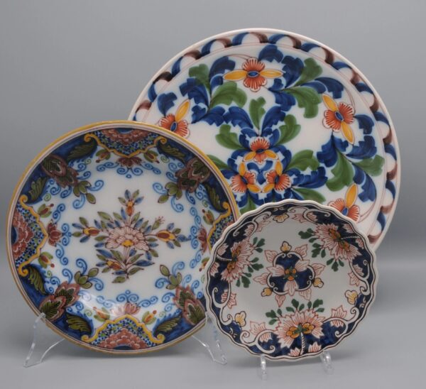 Tichelaar Makkum - set of hand-painted vintage plates, second half 20th century