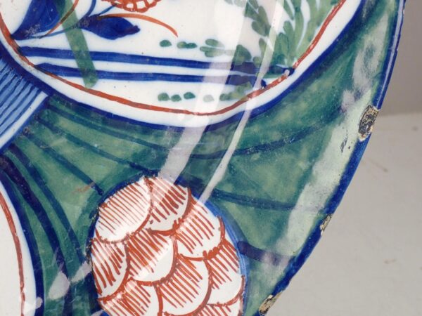 Grieckse A - Delft Polychrome 'Four Hearts Charger - Adriaan Rijsselbergh, early 18th century