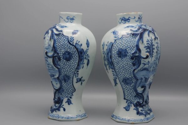Delftware pair of Vases - by "De Lampetkan", Delft 18th century
