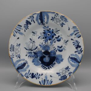 Delft chinoiserie plate - 18th century