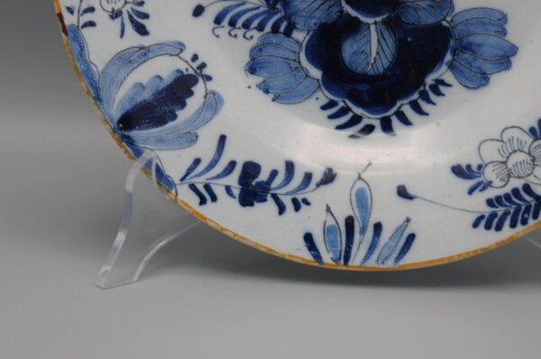 Delft chinoiserie plate - 18th century