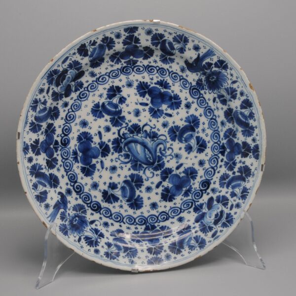 Delft 'parsley / mille fleurs' dish - Pieter Kam 1700-1716