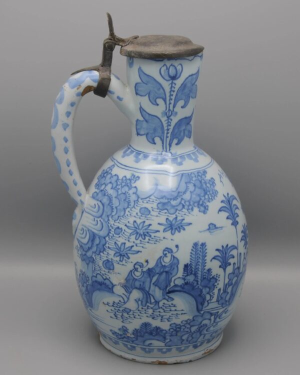 Delft Blue pitcher with Wan-Li chinoiserie decor - late 17th century