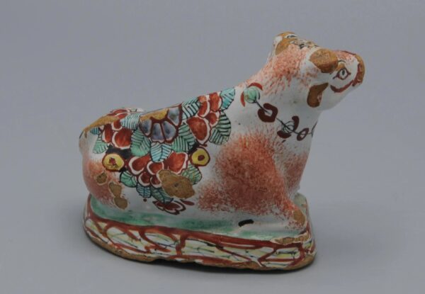 Delft - 'Petit Feu' Cow Figurine