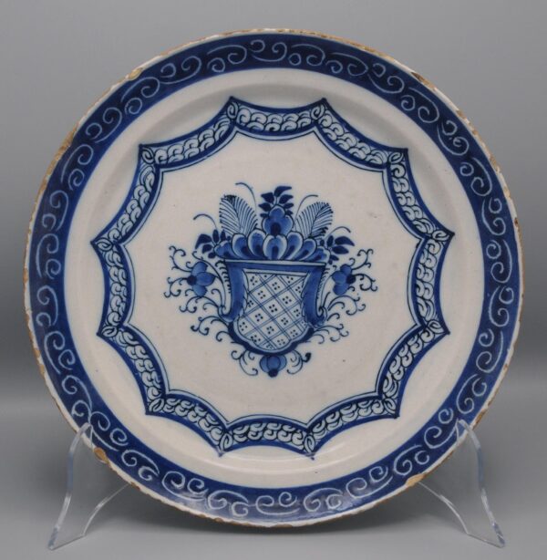 Delft Blue charger - 18th century