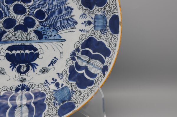 Delft 'Peacock' charger by The Claauw - second half 18th century