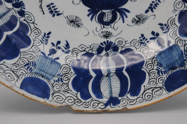 Delft 'Peacock' charger by The Claauw - second half 18th century