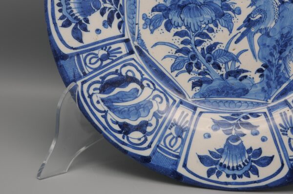 Delft - Wanli style 'Kraak' Charger - 17th century