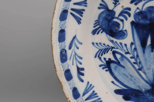 Delft Blue and White 'Boerendelft' charger - early 19th century