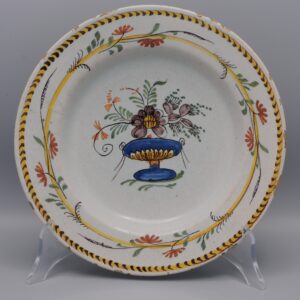 Delft polychrome Louis XVI cornflowers plate - late 18th century