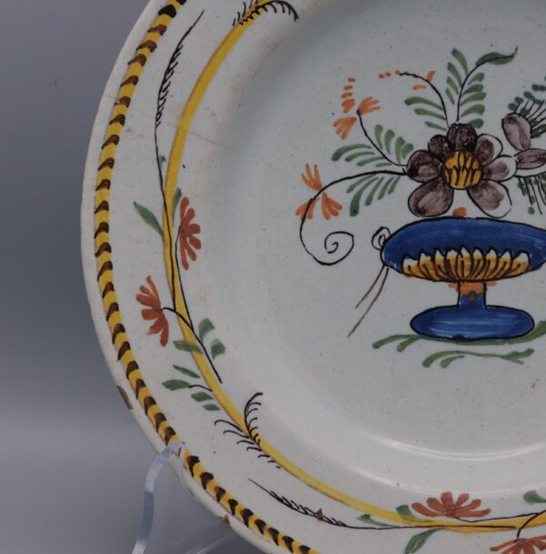 Delft polychrome Louis XVI cornflowers plate - late 18th century