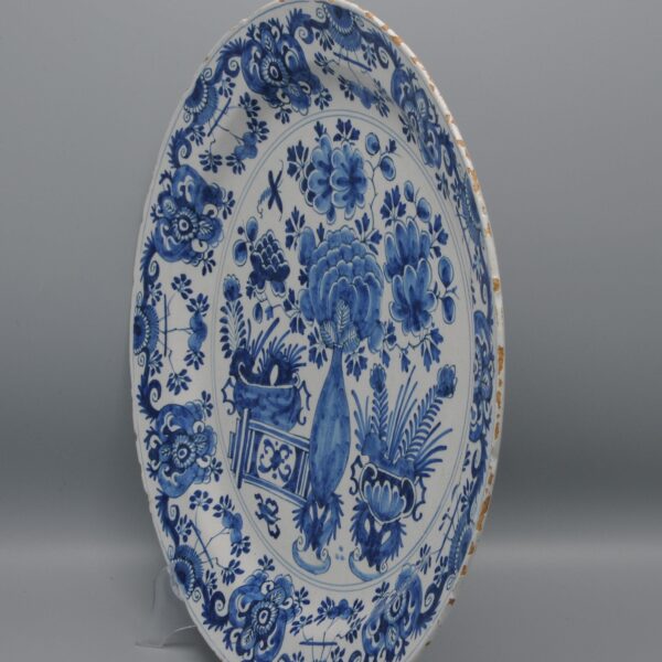 Delft - Charger with chinoiserie decor, 18th century