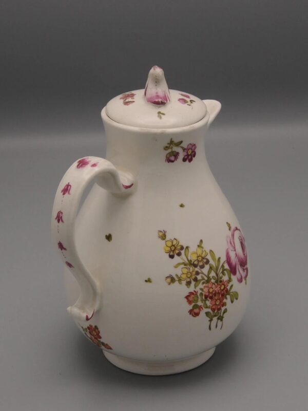 Vienna Porcelain - Rococo Coffeepot, late 18th century