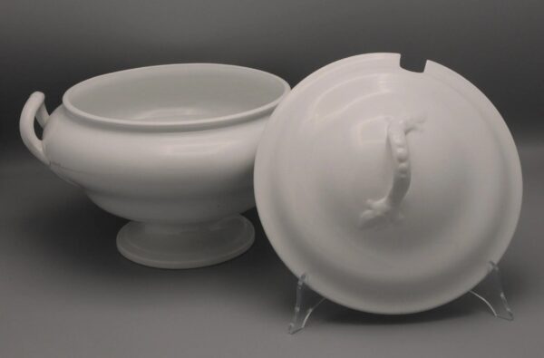 Petrus Regout- Soup Tureen and Cover