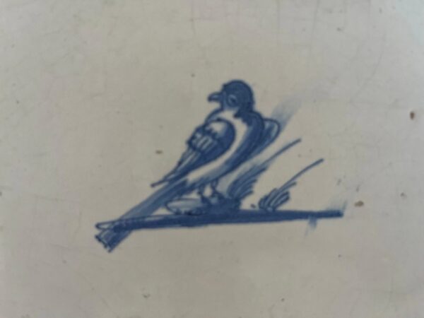 Delft blue Tile with a bird - 17th century