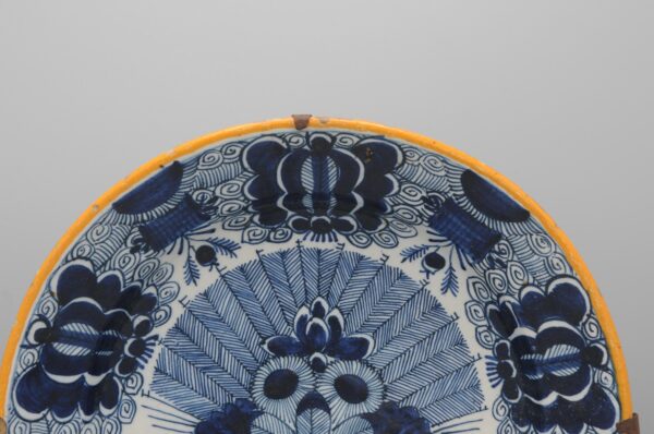 Delft 'Peacock' plate by Quirinus Mesch - second half 18th century