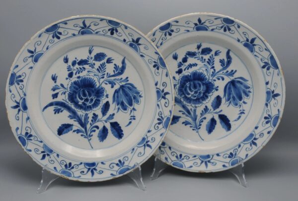 Dutch Delft - pair of blue and white Delftware dishes, late 18th century