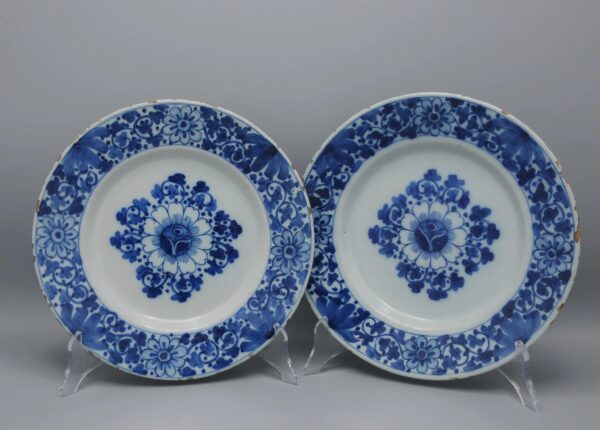 Dutch Delft - pair of Delft blue floral plates, 18th century