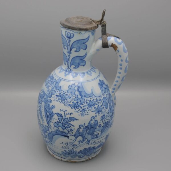 Delft Blue pitcher with Wan-Li chinoiserie decor - late 17th century
