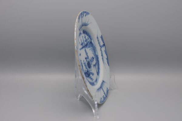 Delft chinoiserie plate - 18th century