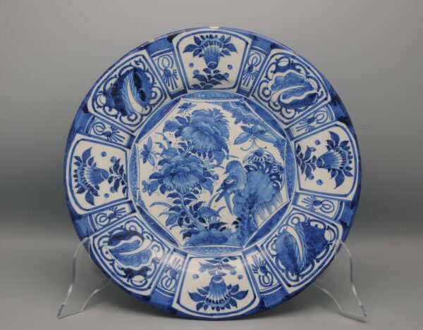 Delft - Wanli style 'Kraak' Charger - 17th century