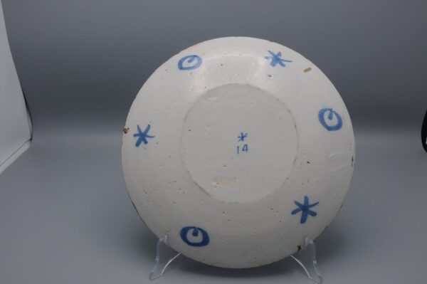 Delft "De Witte Starre" - 18th century Dragonfly Charger