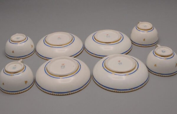 Vienna porcelain, 4 cups and saucers, Neoclassical, 1781