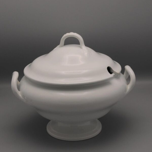 Petrus Regout- Soup Tureen and Cover