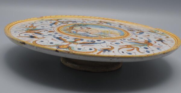 Deruta alzatina dish on stand, mythological scene- 18th century