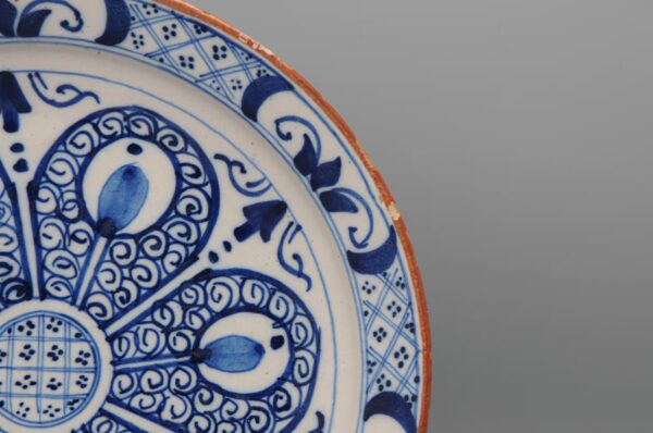 Delft Blue and White Plate with rare geometric decoration - mid 18th century