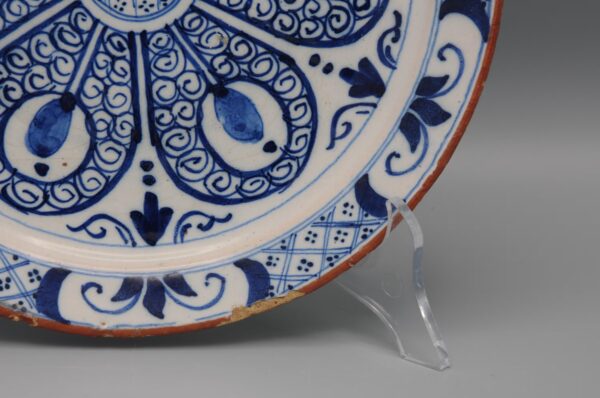 Delft Blue and White Plate with rare geometric decoration - mid 18th century