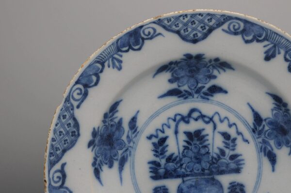 Delft Blue chinoiserie charger - second 18th century