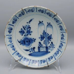 Delft - 18th century 'Chinoiserie' Blue and White Delft Plate