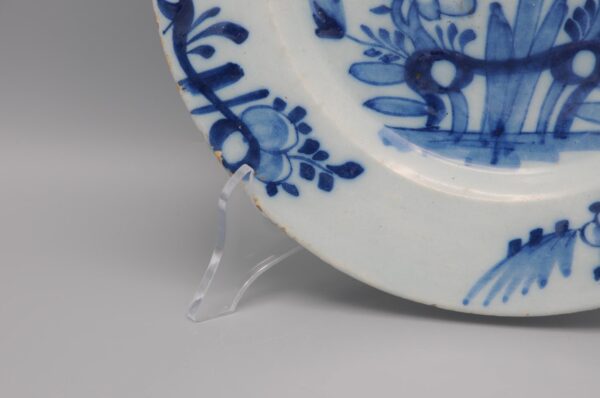Delft chinoiserie plate - Mid 18th century