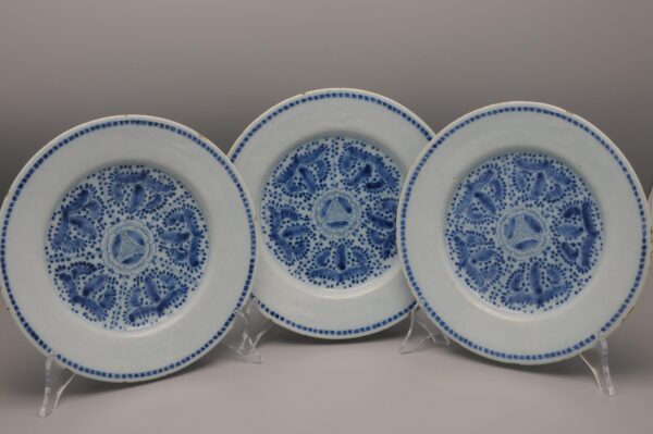 Dutch Delft - pair of Neoclassical Delft plates ca 1800