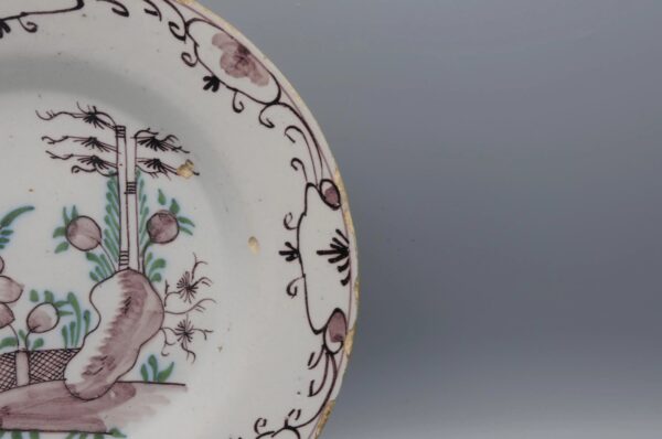 Delft polychrome chinoiserie plate - 18th century