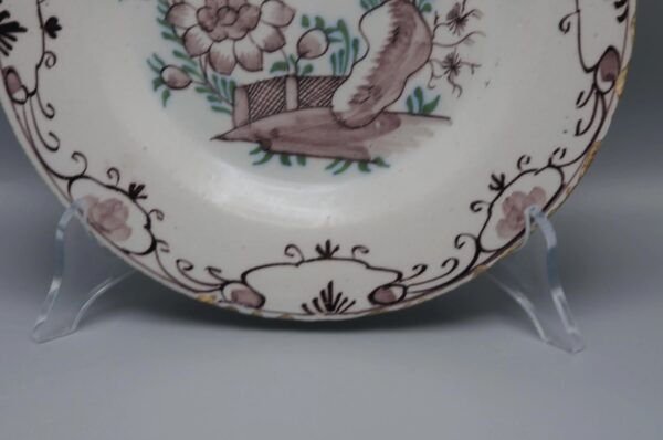 Delft polychrome chinoiserie plate - 18th century
