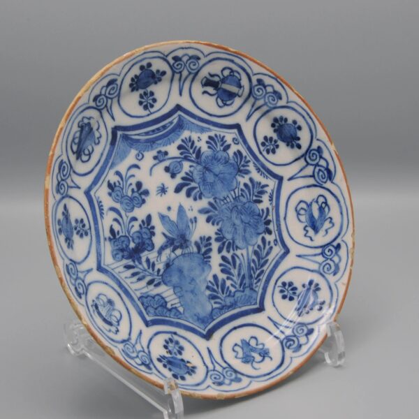 Delft "De Witte Starre" - 18th century Dragonfly Plate
